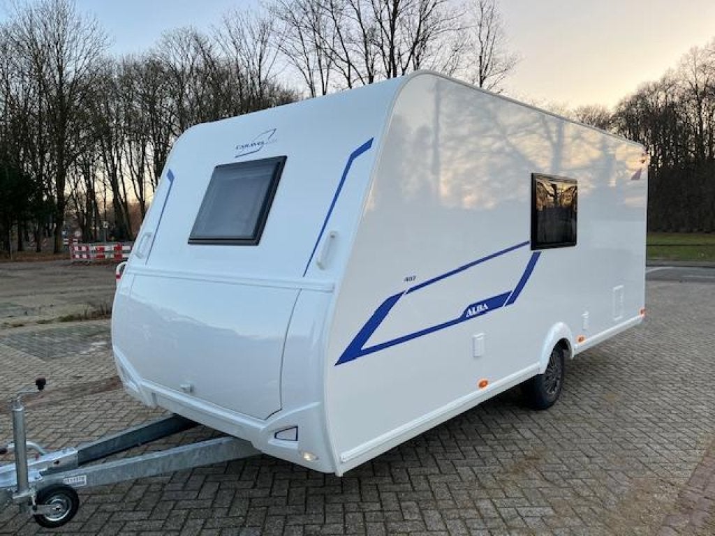 Caravelair Alba Family 487 2026 3-stapelbed *AKTIE*, Caravans en Kamperen, Bedrijf, 5 tot 6 meter, Caravelair, Overige