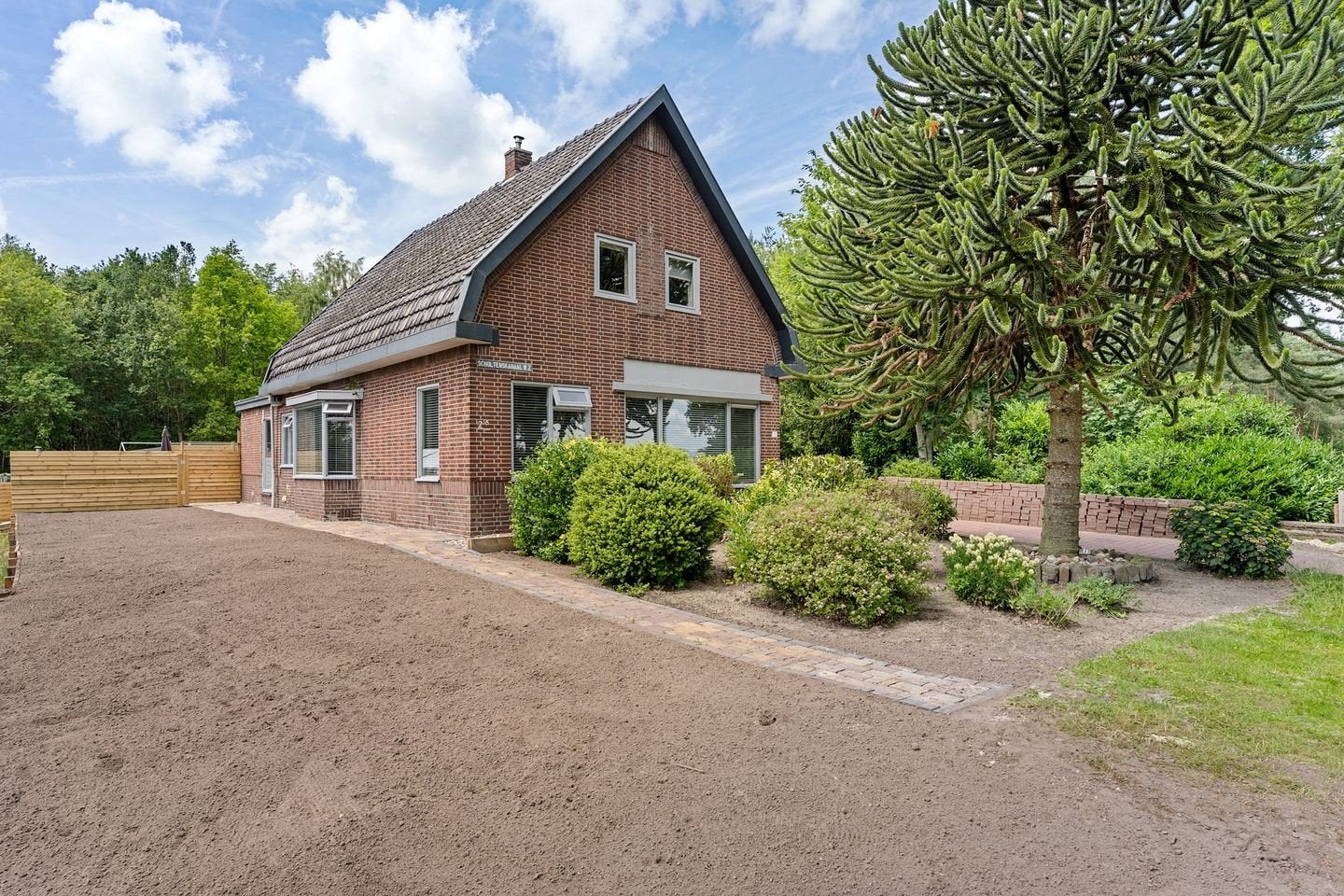 Vrijstaand huis bij bos en kanaal!, 200 tot 500 m², 5 kamers, Vrijstaande woning, Klazienaveen-Noord