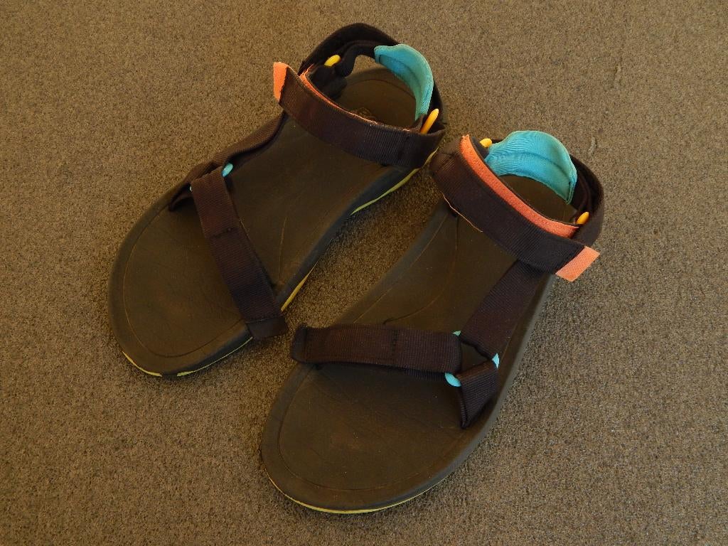 Teva sandalen , maat 38/39, Kleding | Dames, Schoenen, Zwart, Teva, Gedragen, Sandalen of Muiltjes