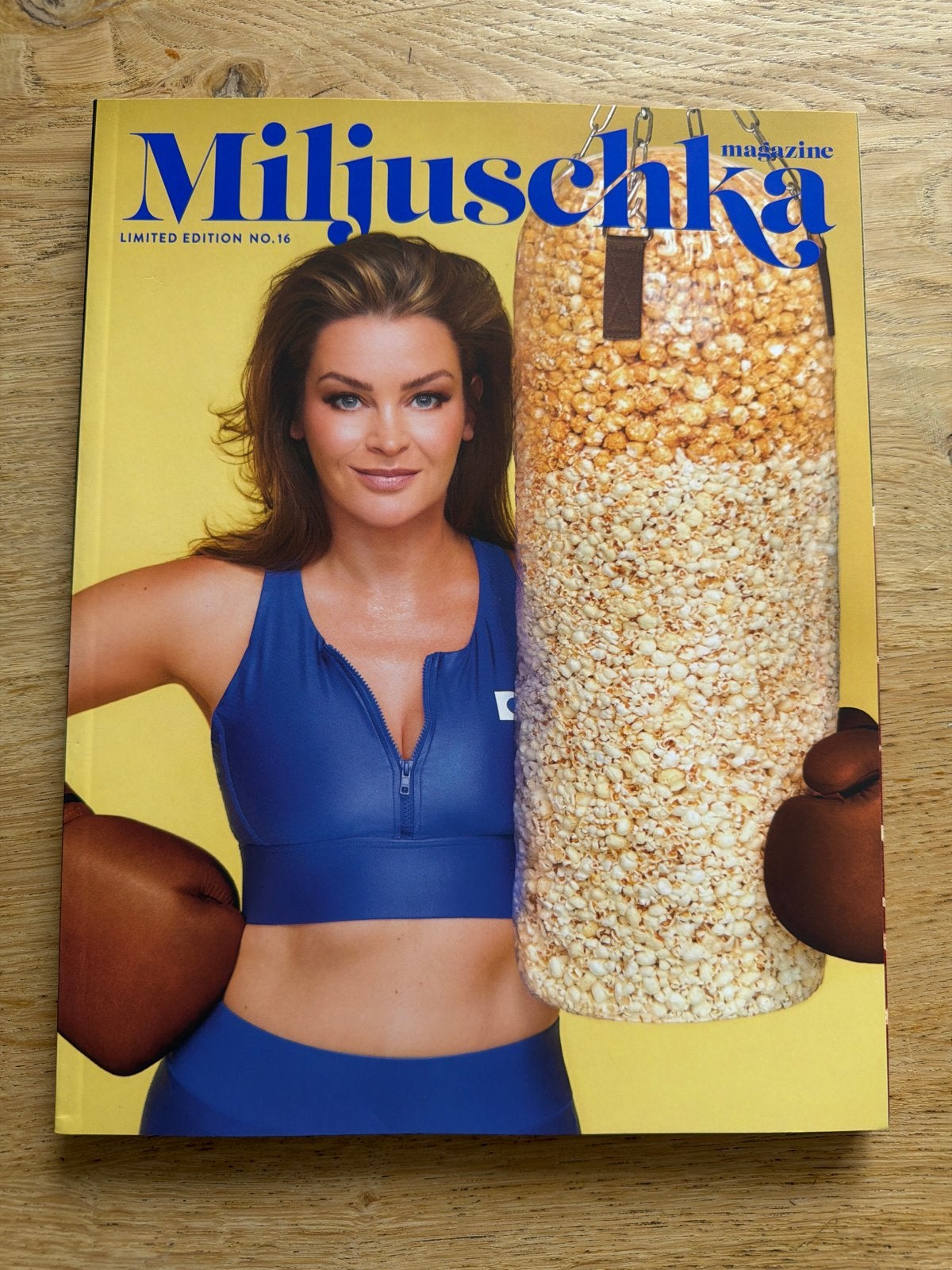 Miljuschka Magazine Limited Edition No. 16, Ophalen of Verzenden, Zo goed als nieuw, Overige typen