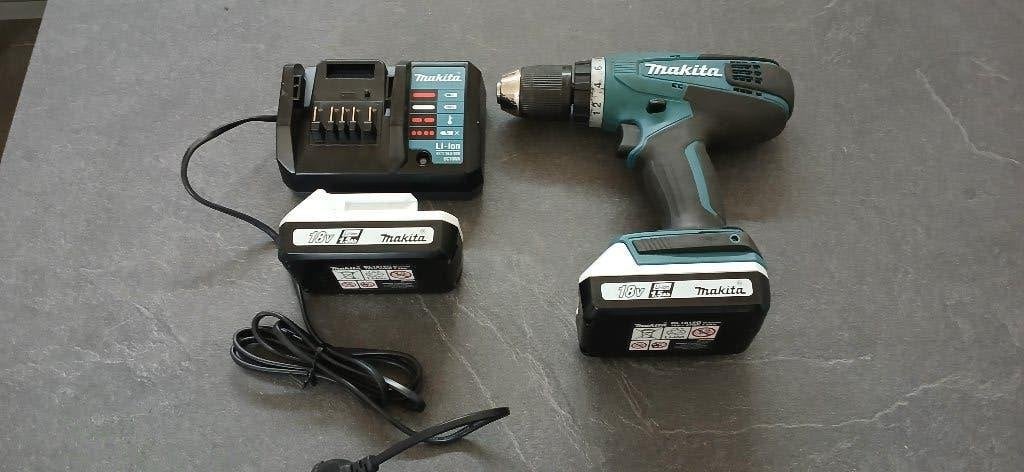 Makita DF457D  accuboormachine boor 18V 3.0 Ah, Ophalen of Verzenden, Gebruikt, Boor- en/of Breekhamer
