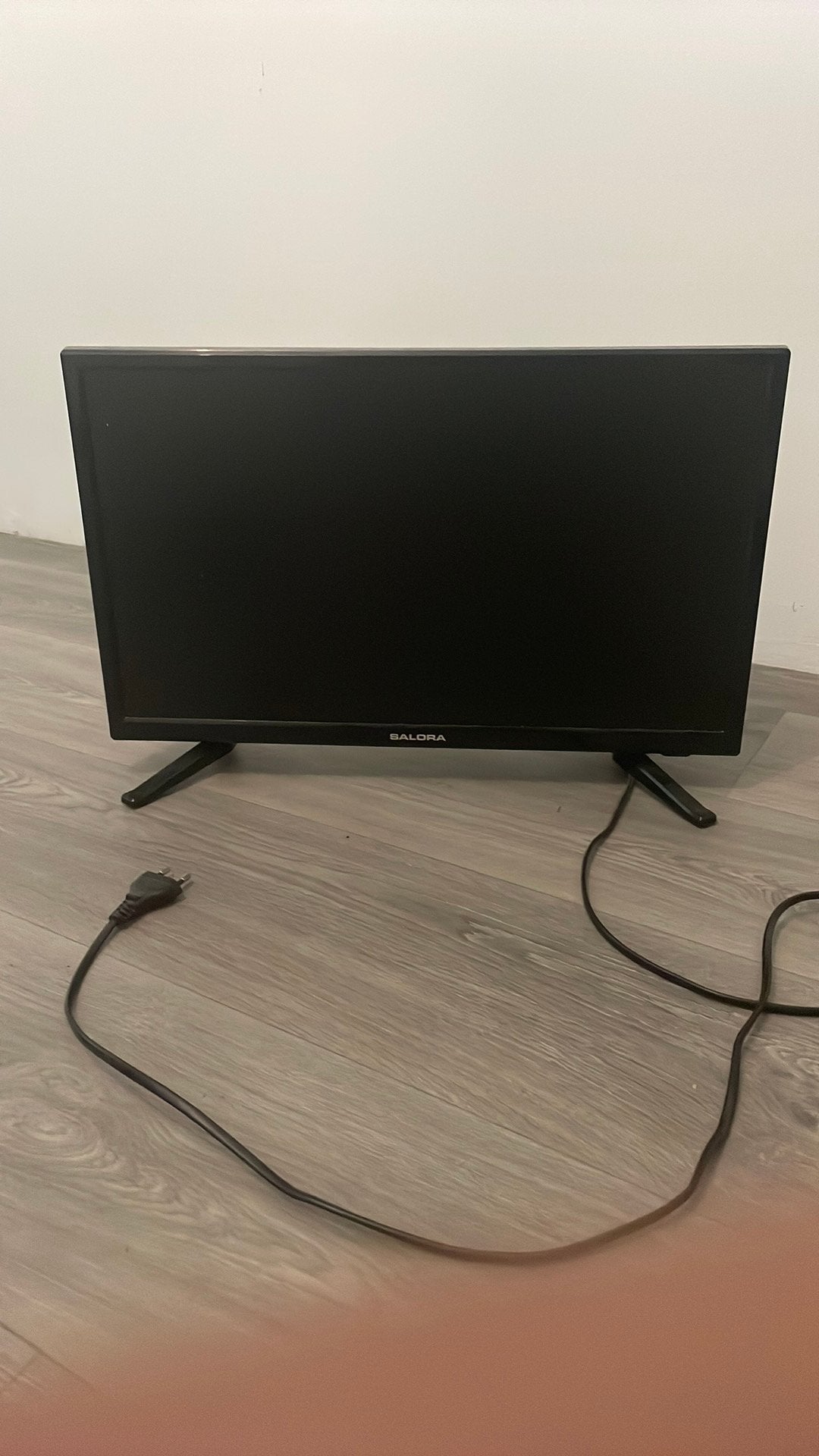 Salora tv, Ophalen, Zo goed als nieuw, 60 Hz of minder, LED