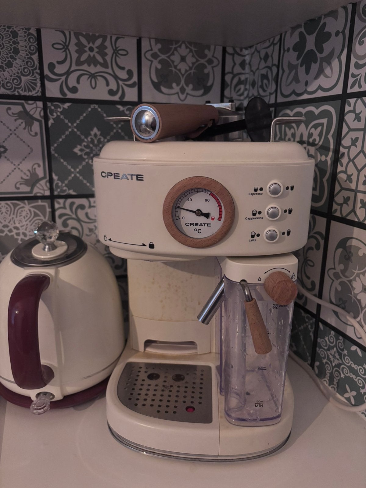 Create koffiemachine - cappuchino - beige houtlook, Ophalen, Gebruikt, Koffiemachine