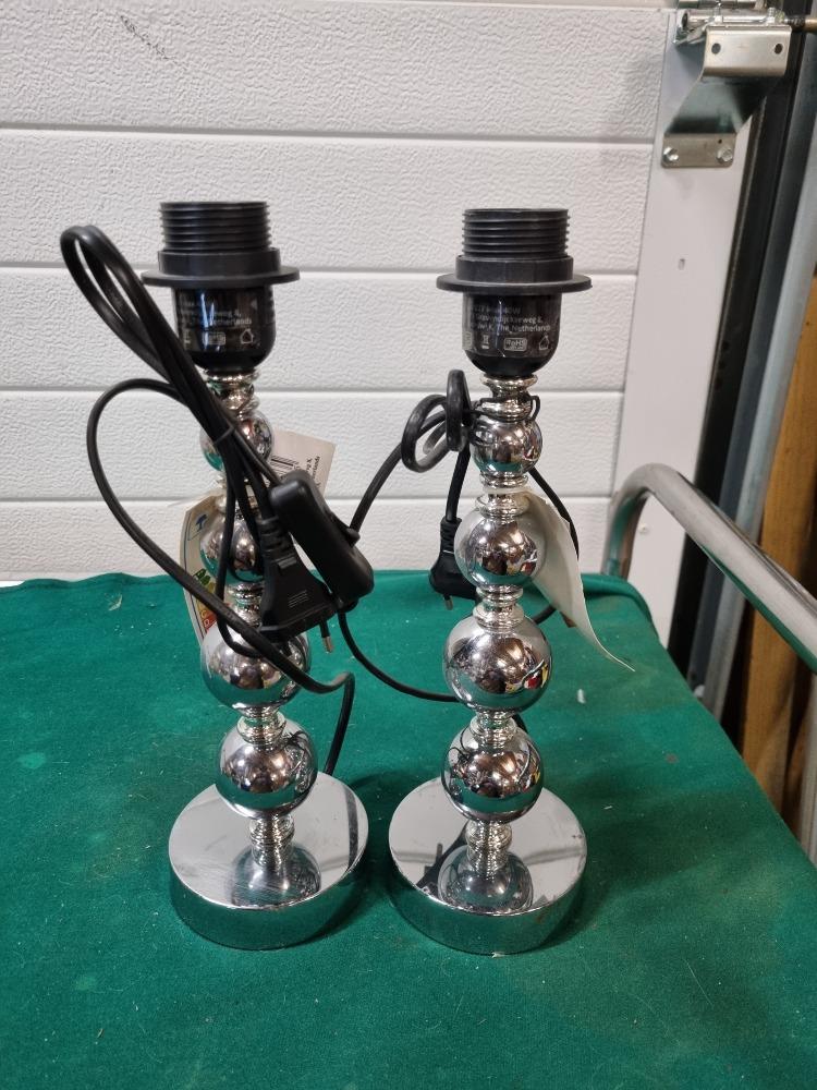 lampenvoeten zilverkleurig metaal 2x, Ophalen of Verzenden, 'T Olde Gre-j, Info@toldegrej.nl, Endepoelstraat 20f Didam