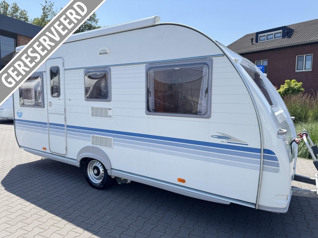 Adria Adora 472 LU / aparte bedden / mover / safari room, Caravans en Kamperen, Treinzit, Adria, 4 tot 5 meter, Overige typen