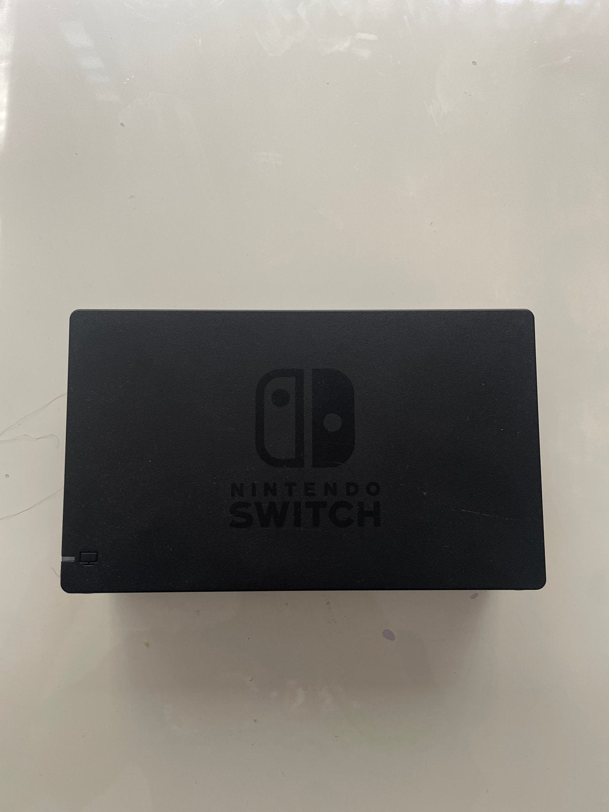 Nintendo Switch met accessoires en 2 games, Ophalen, Switch Original, Met 3 controllers of meer, Gebruikt