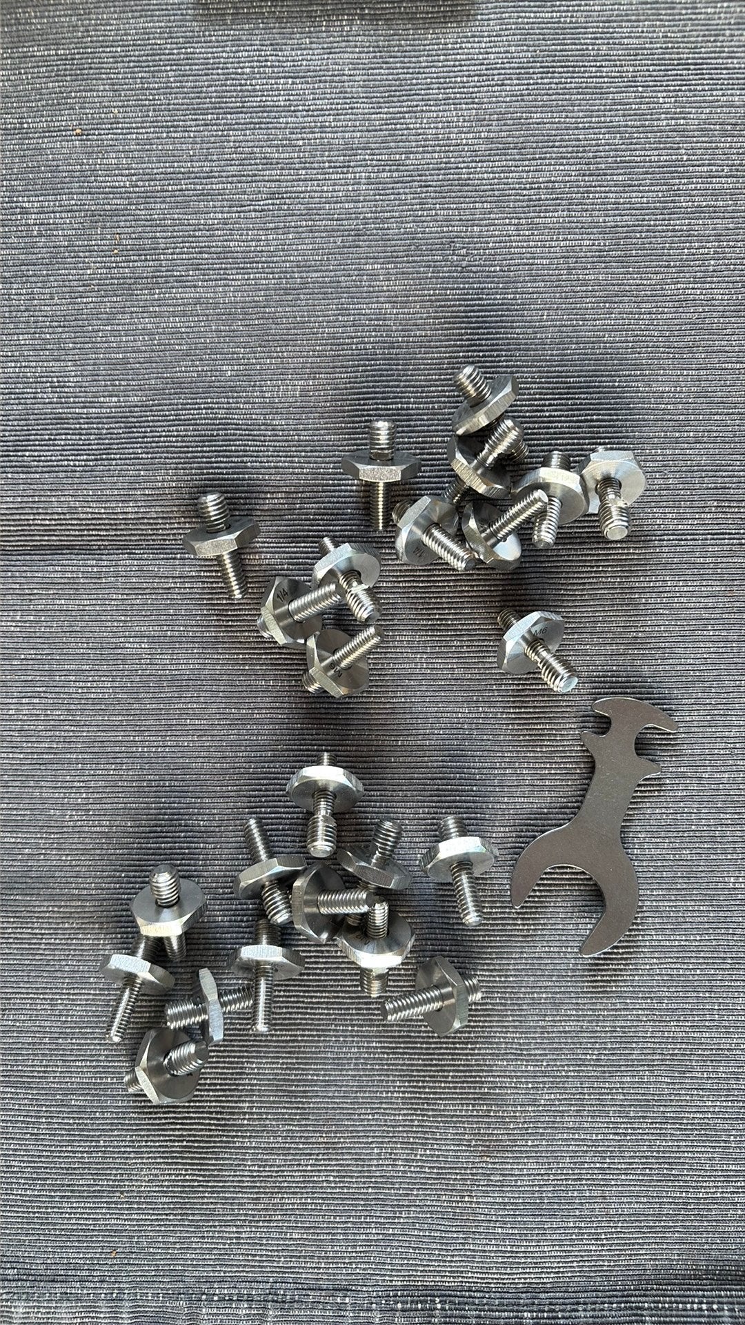 Isoacoustics boutjes, Sieraden, Tassen en Uiterlijk, Bedels, Overige merken, Overige materialen, Nieuw, Ophalen of Verzenden