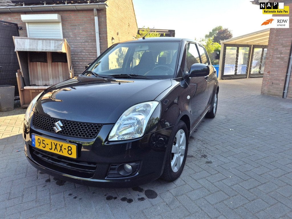 Suzuki Swift 1.3 Bandit 5 Deurs, Voorwielaandrijving, Stof, Zwart, 400 kg