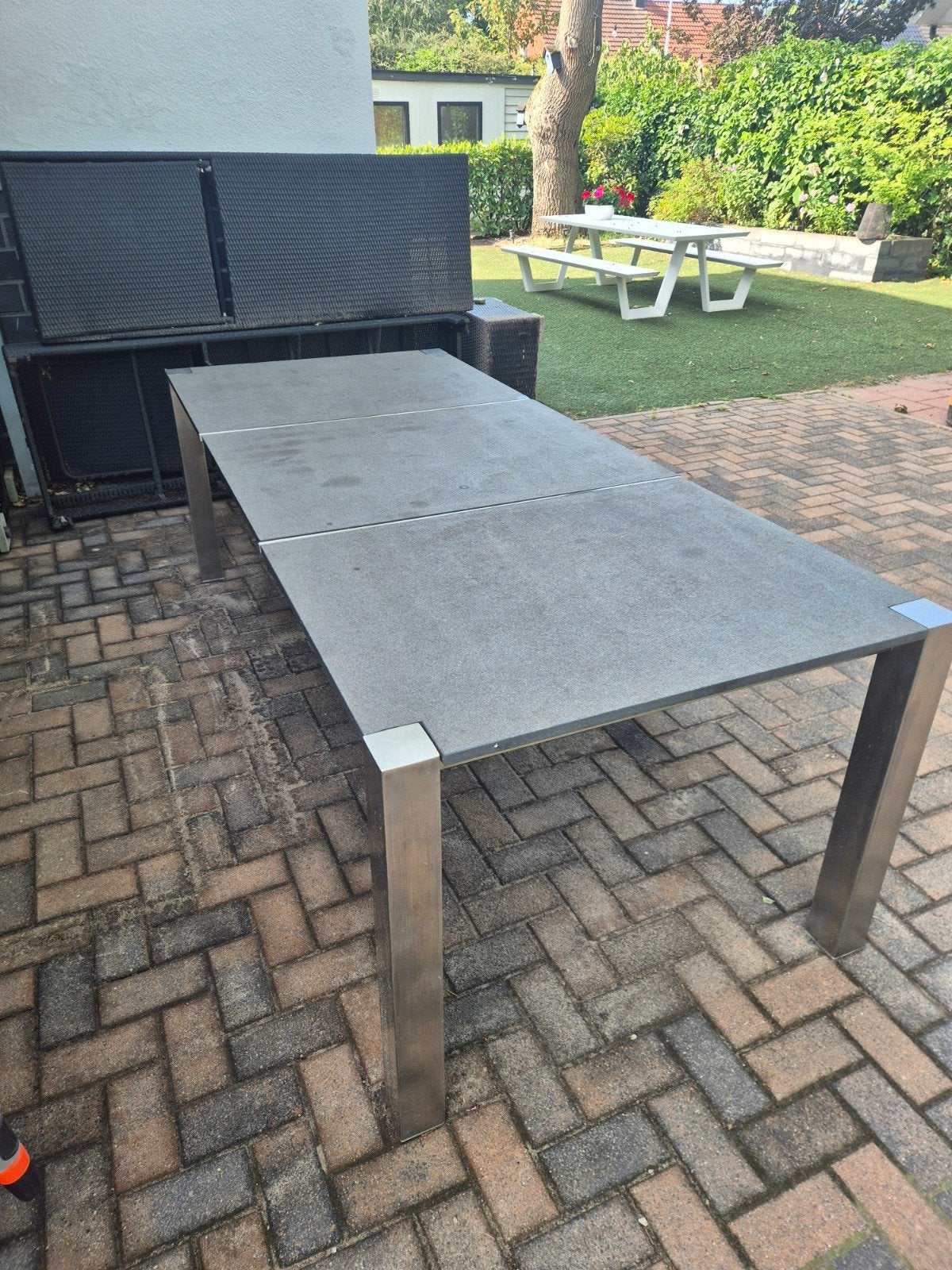 Tuin eettafel met RVS onderstel en natuurstenen blad, Tuin en Terras, Ophalen, Gebruikt, Rechthoekig, Rvs
