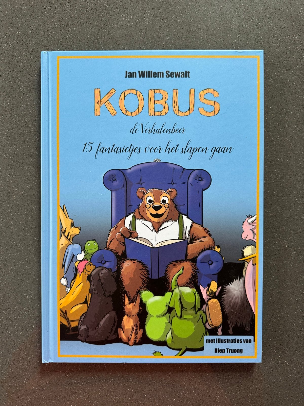 Kobus de Verhalenbeer: 15 Fantasietjes voor het slapen gaan, Ophalen of Verzenden, Zo goed als nieuw, 3 tot 4 jaar