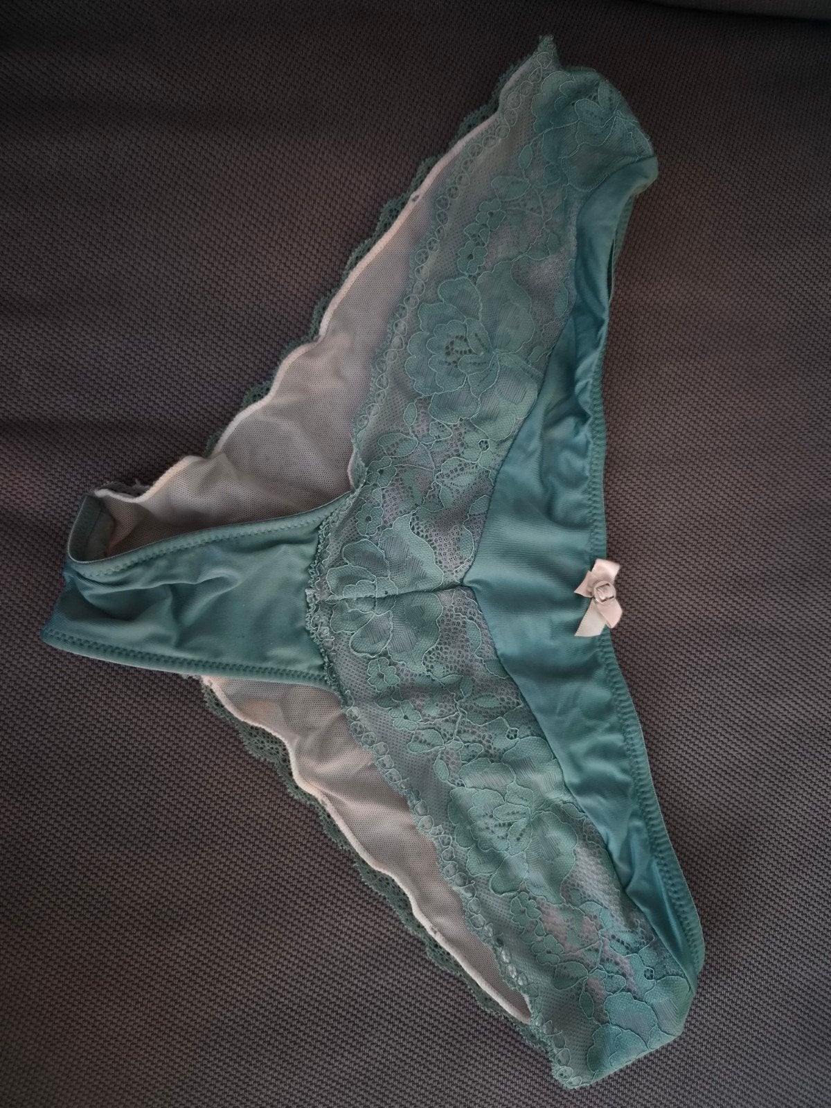Groenige Brazilian string maat m hunkemoller, Kleding | Dames, Verzenden, Groen, String
