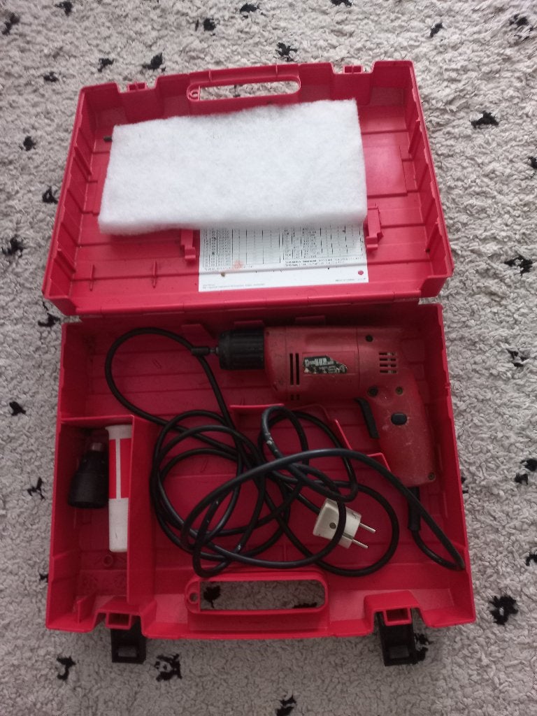 Hilti TS 11 gipsplaatschroefmachine met koffer werkt goed, Doe-het-zelf en Verbouw, Ophalen, Gebruikt, 400 tot 600 watt, Boor- en Schroefmachine