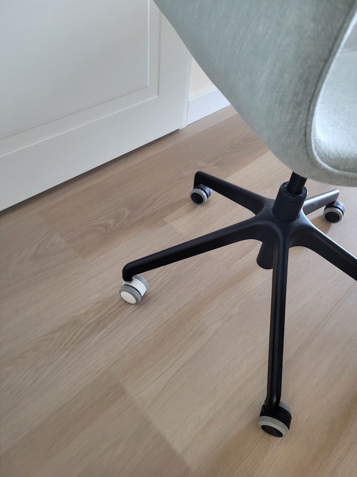 Foto 5 van Ikea bureaustoel - Lichtgroen/Grijs