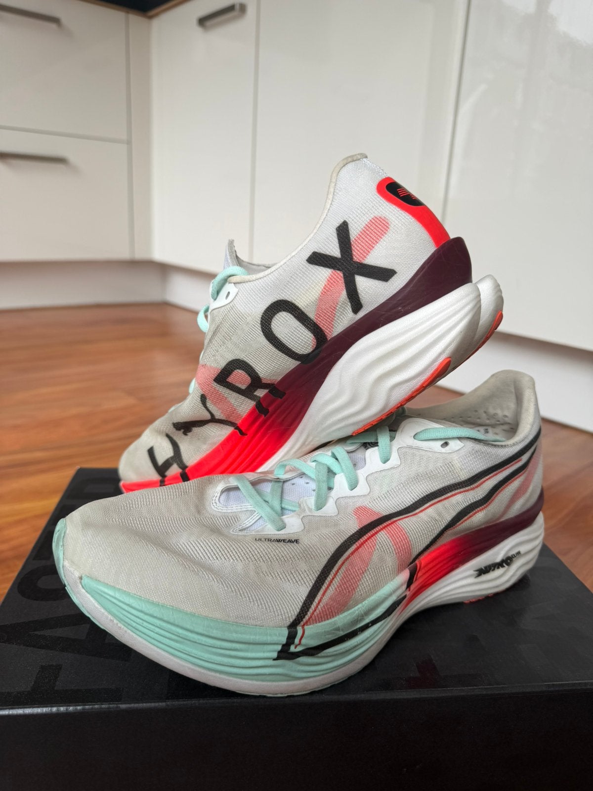 Puma Deviate Nitro Elite 3 (Hyrox) - 44.5, Hardloopschoenen, Zo goed als nieuw, Hardlopen, Ophalen