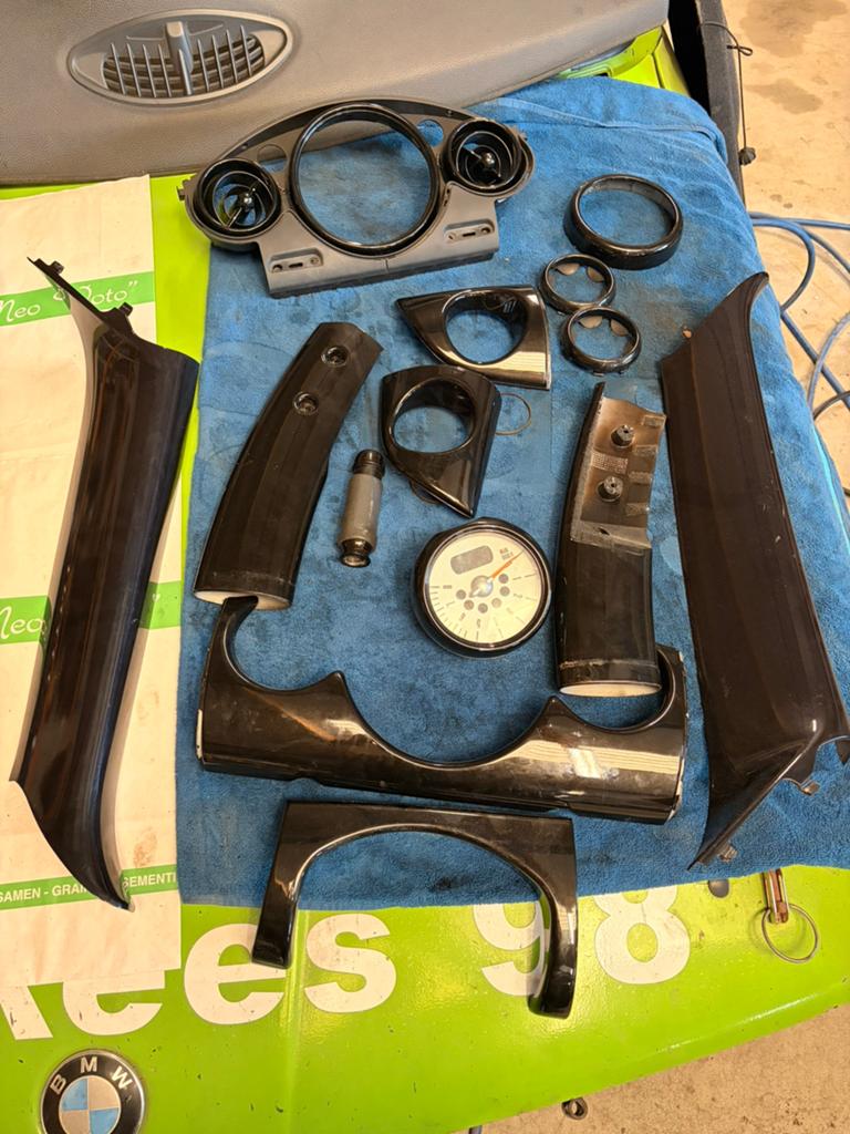 Interieur delen / dashboard delen zwart mini r50 r53, Ophalen, Mini