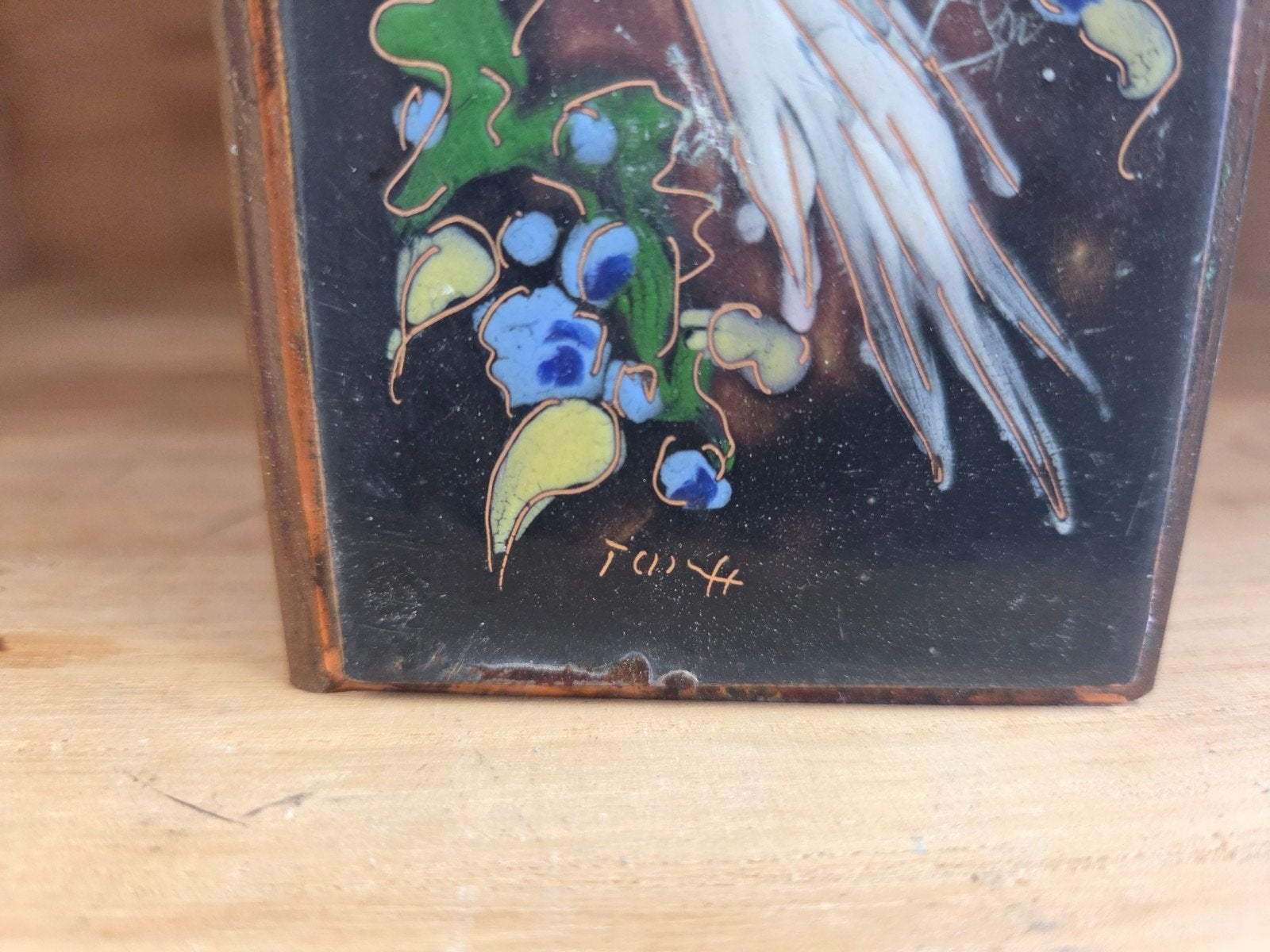 Vintage geëmailleerde luciferdooshouder met vogeldecoratie, Antiek en Kunst, Ophalen of Verzenden