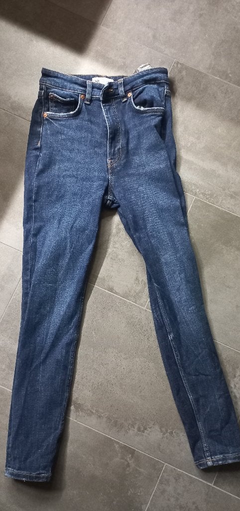 Zara Skinny jeans maat 36 - zgan, Kleding | Dames, Spijkerbroeken en Jeans, Blauw, Zara, Ophalen of Verzenden, Zo goed als nieuw
