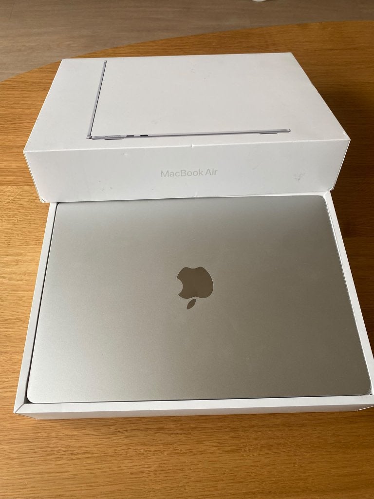 Nieuwe Macbook air m5 13 inch 16 gb 512ssd met garantie, Niet ingevuld, 13 inch, Niet ingevuld, Nieuw