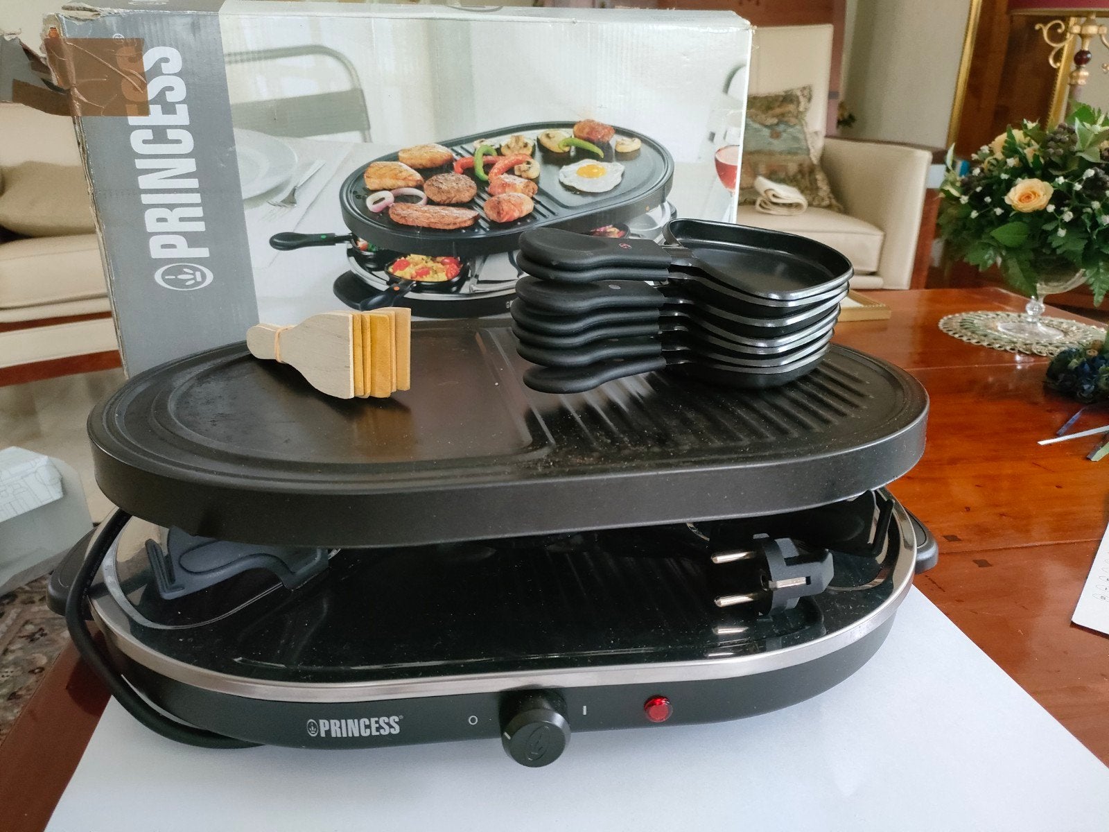 Gourmetstel, Ophalen, Zo goed als nieuw, 4 t/m 7 personen