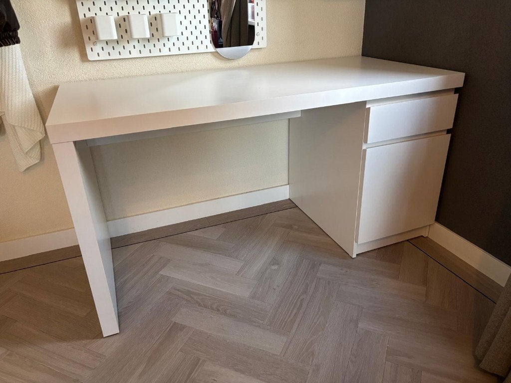Ikea bureau Malm, Huis en Inrichting, Ophalen, Gebruikt