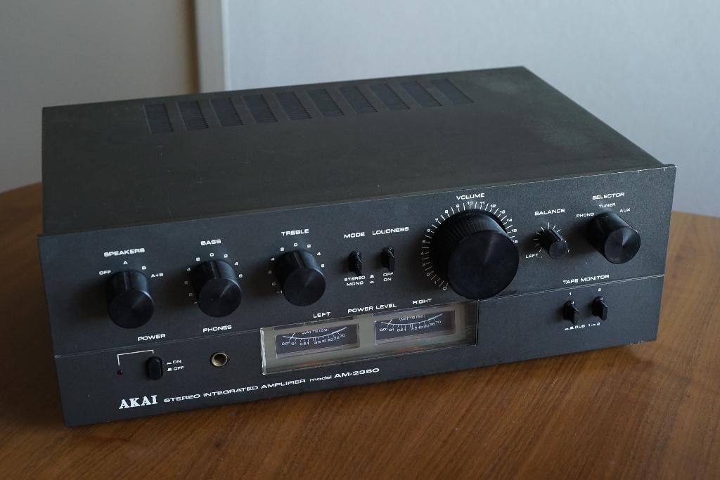 Akai AM-2350 izgst, Gebruikt, Ophalen, Overige merken, Minder dan 60 watt
