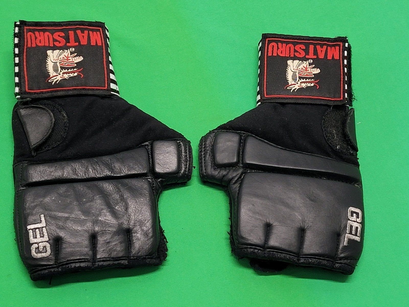 Matsuru Gel vechtsport handschoenen maat S, Sport en Fitness, Gebruikt, Overige, Vechtsportbescherming, Ophalen of Verzenden