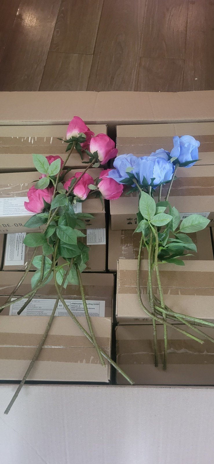 Partij Kunstbloemen Rozen - Roze en Blauw 42 dozen, Huis en Inrichting, Woonaccessoires | Kunstplanten en Kunstbloemen, Ophalen of Verzenden