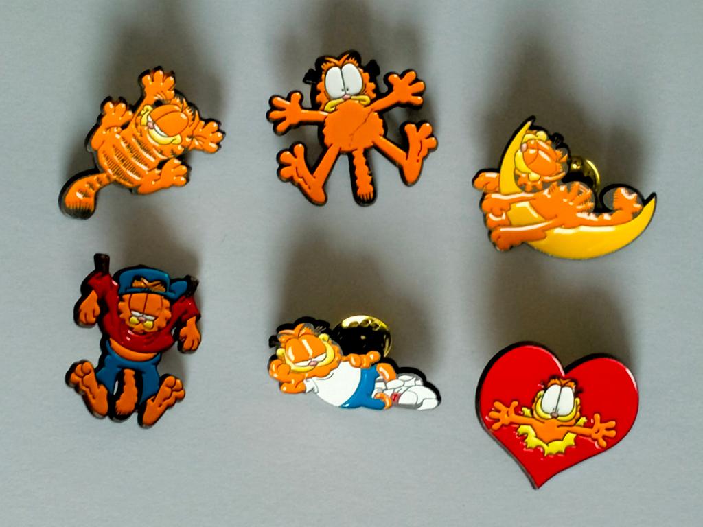 Garfield kat stripkat tekenfilm M.D. Toys pins set RARE, Verzamelen, Stripfiguren, Verzenden, Garfield, Zo goed als nieuw, Overige typen