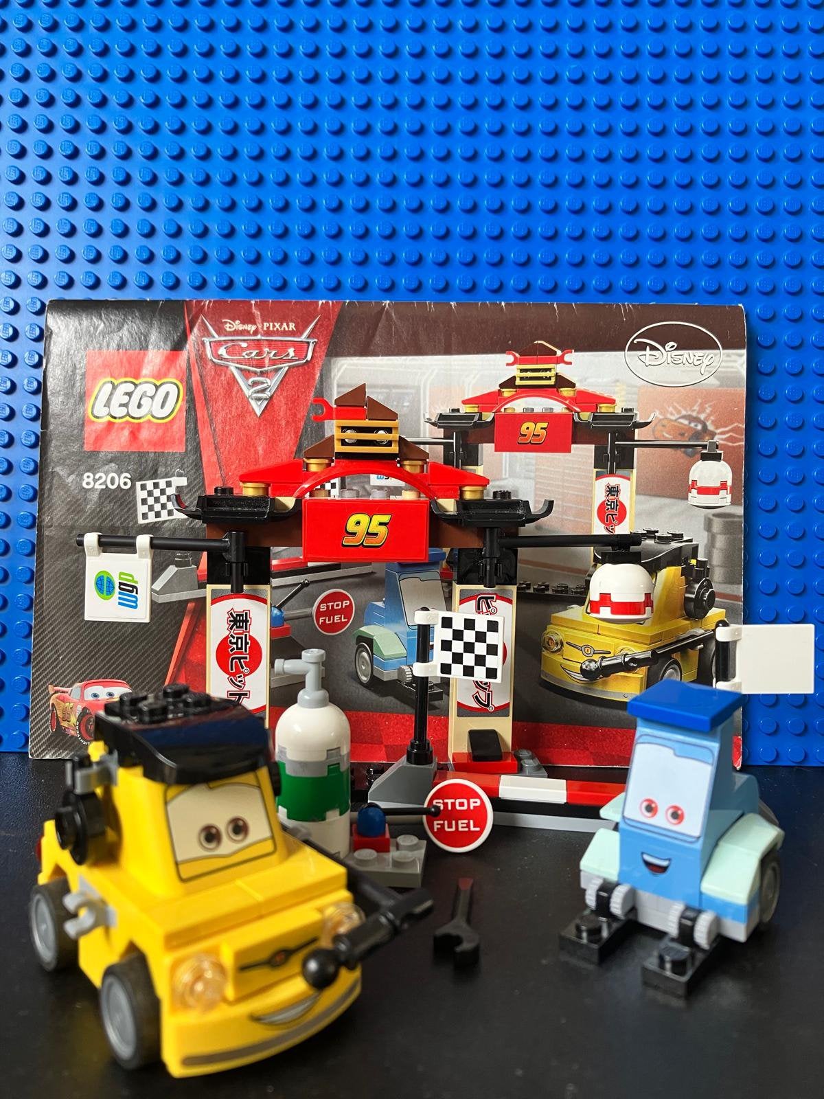 Lego cars Tokyo pitstop 8206, Lego, Overige typen, Ophalen of Verzenden, Zo goed als nieuw