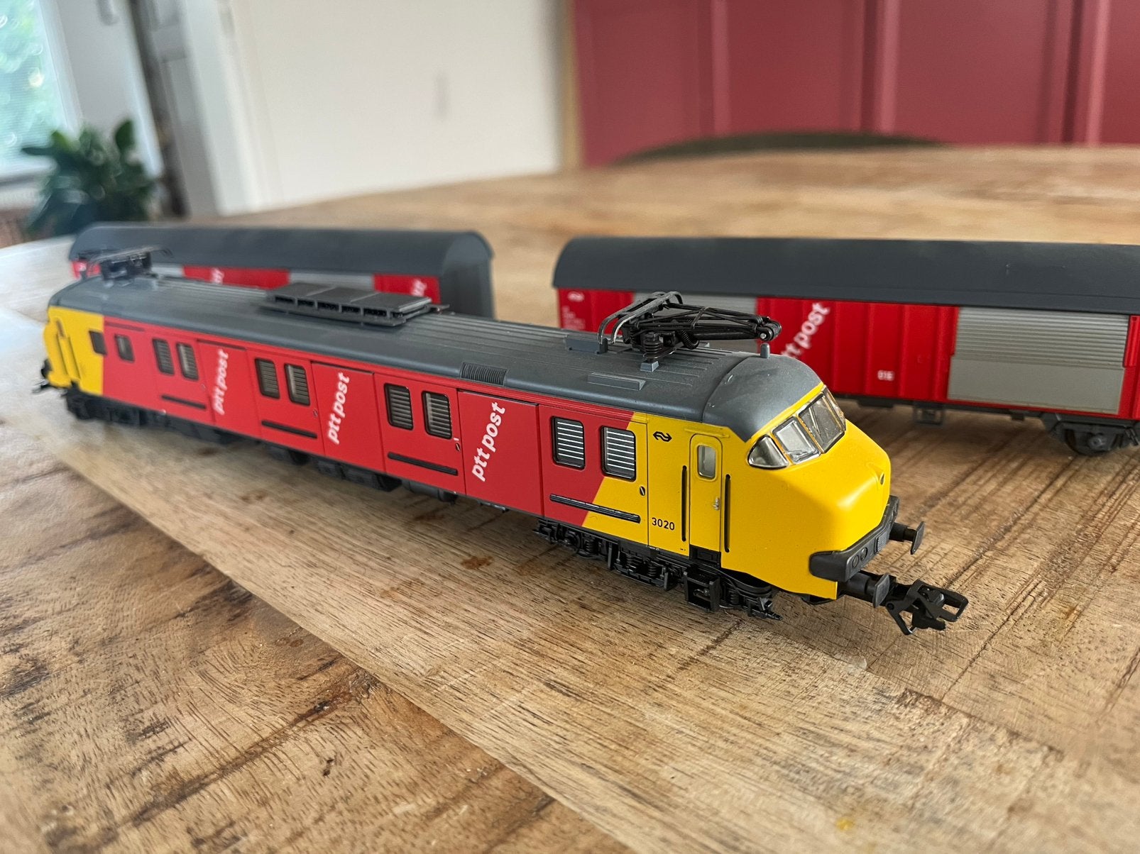 Marklin PTT post plus de twee roco wagens H0, Treinset, Gelijkstroom, Ophalen of Verzenden, Märklin