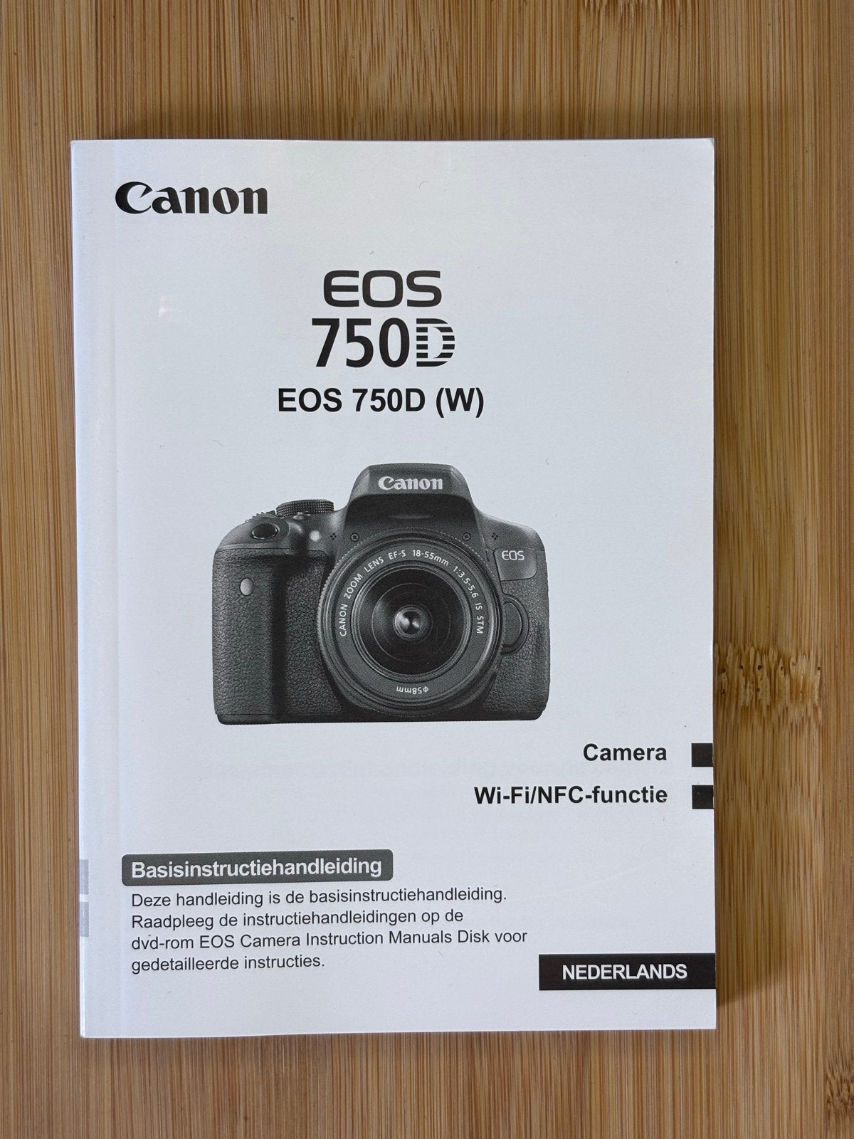 Canon EOS 750D (W) Basisinstructiehandleiding, Audio, Tv en Foto, Fotocamera's Digitaal, Ophalen of Verzenden, Zo goed als nieuw