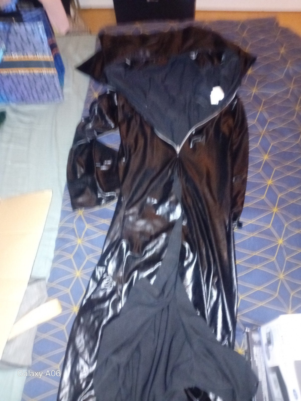 Maleficent Cosplay Kostuum: Cape met Hoorns Hoofdtooi, Ophalen of Verzenden, Zo goed als nieuw, Pak of Jurk