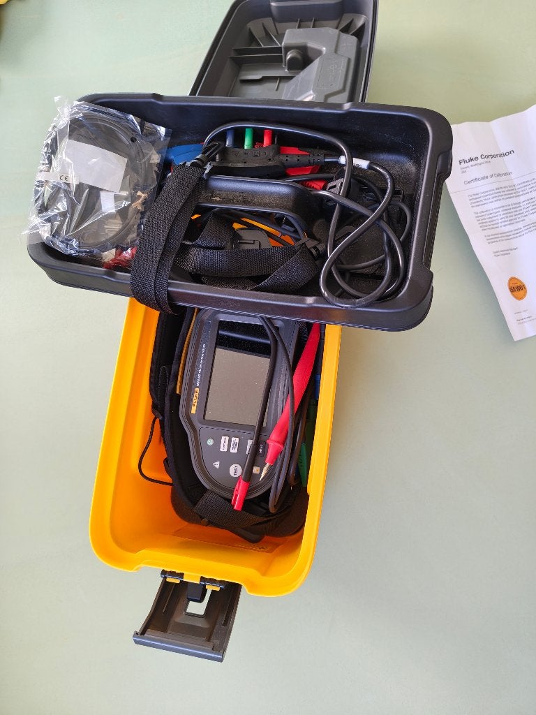 Fluke 1674FC multifunctionele installatietester, Ophalen of Verzenden, Zo goed als nieuw, Multimeter