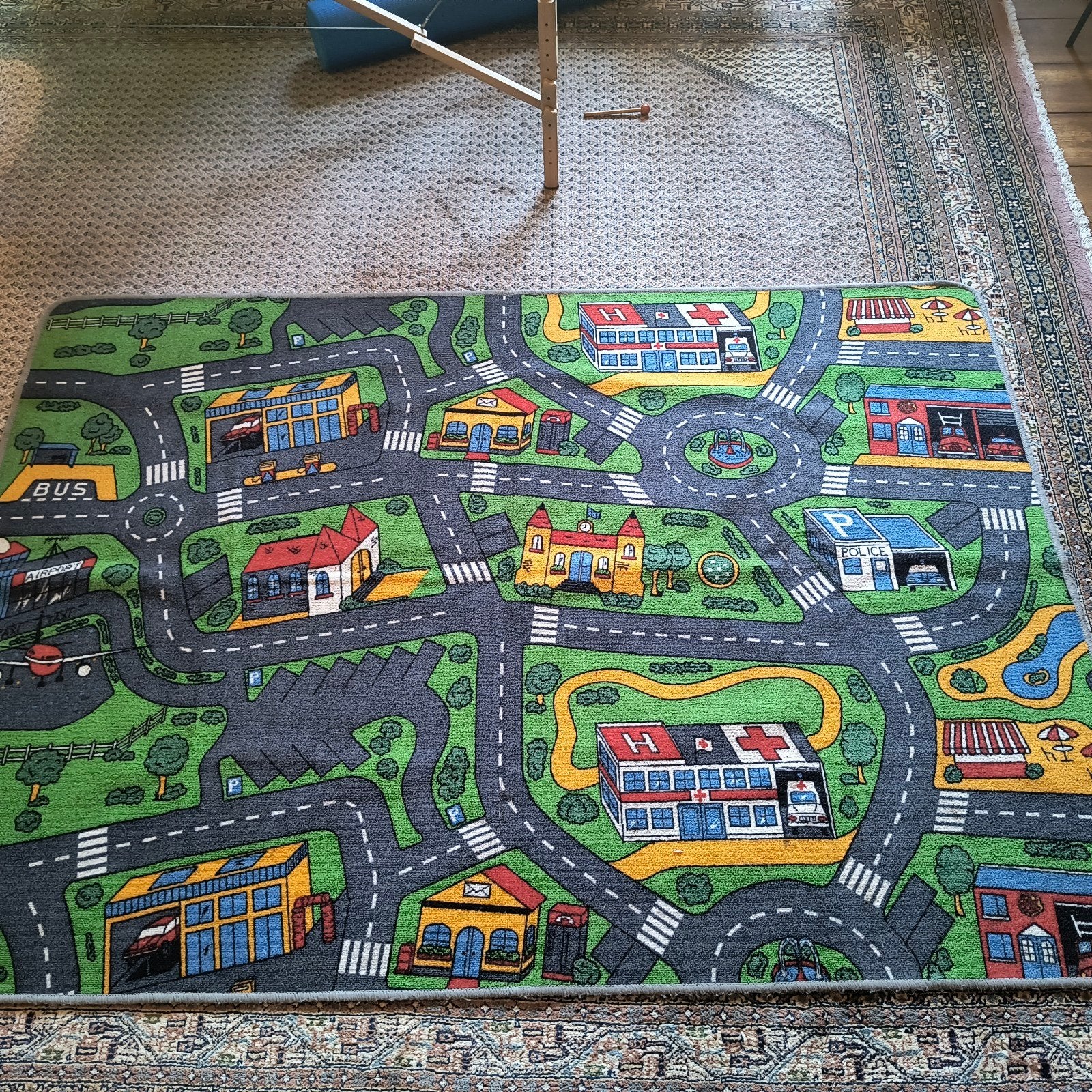 Speelkleed met wegen en gebouwen, Ophalen, Gebruikt