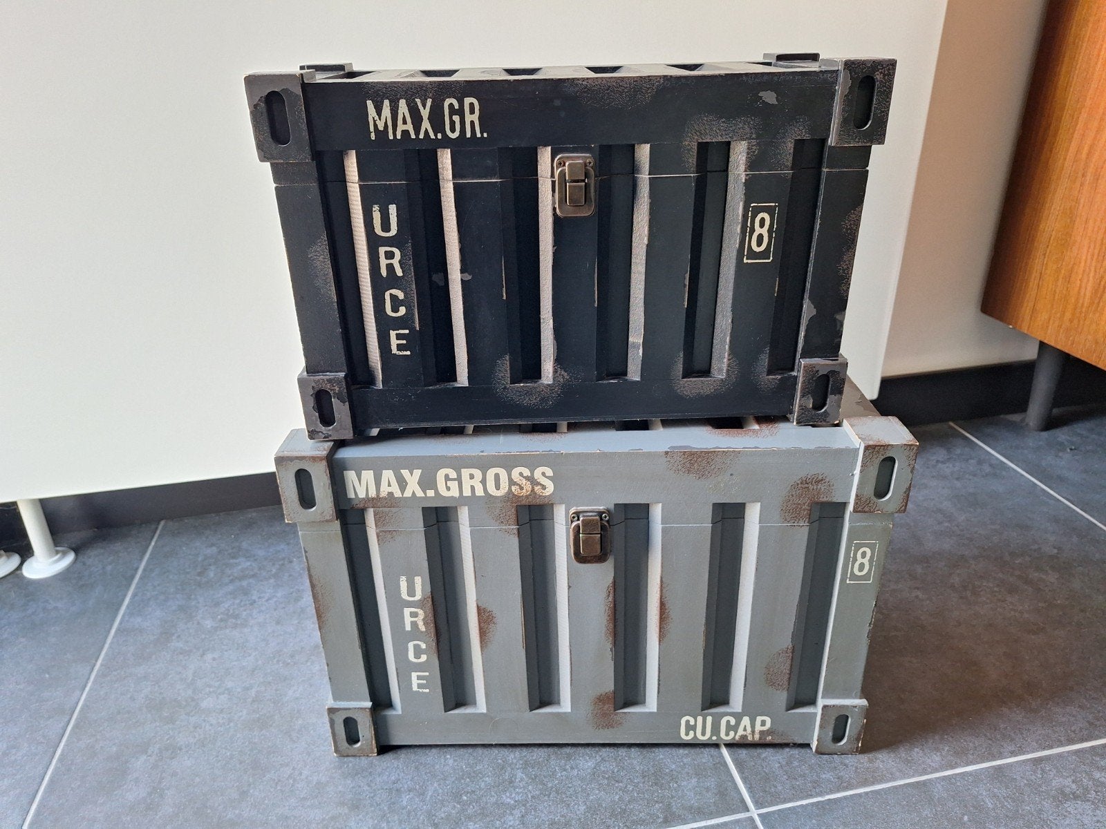Decoratieve Opbergkist in Container Stijl - Grijs/Zwart, Ophalen, Minder dan 50 cm, Minder dan 50 cm, Zo goed als nieuw