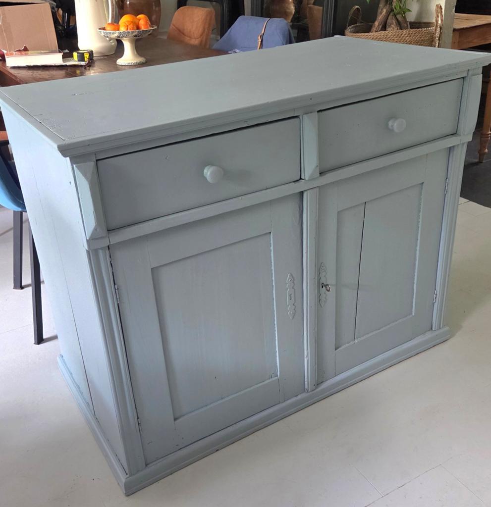 Oude stevige Brocante kast dressoir of commode, Ophalen