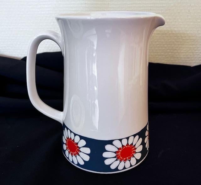 Figjjoflint " Daisy" Noorwegen schenkkan met 2 roomkannetjes, Ophalen of Verzenden