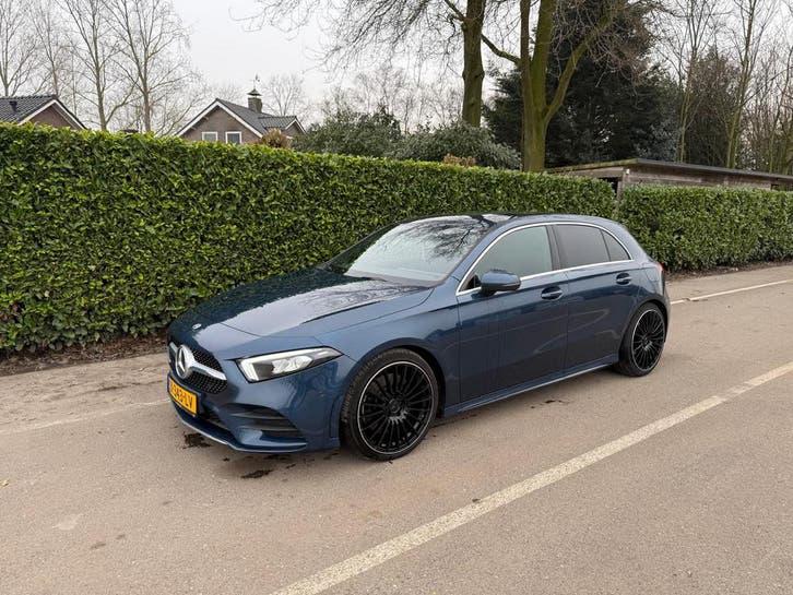 Mercedes-Benz A-Klasse A 250 224pk 7G-DCT 2019 Blauw, Auto's, 4 cilinders, Blauw, 75 €/maand, Particulier