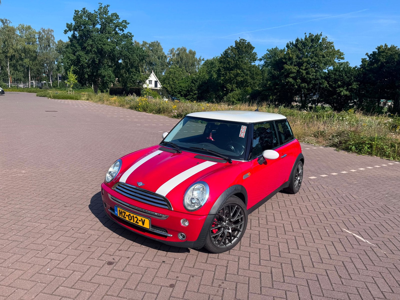 Mini Cooper 1.6 (116pk) 2005 149.500 km, Auto's, 4 stoelen, 49 €/maand, 14 km/l, 115 pk