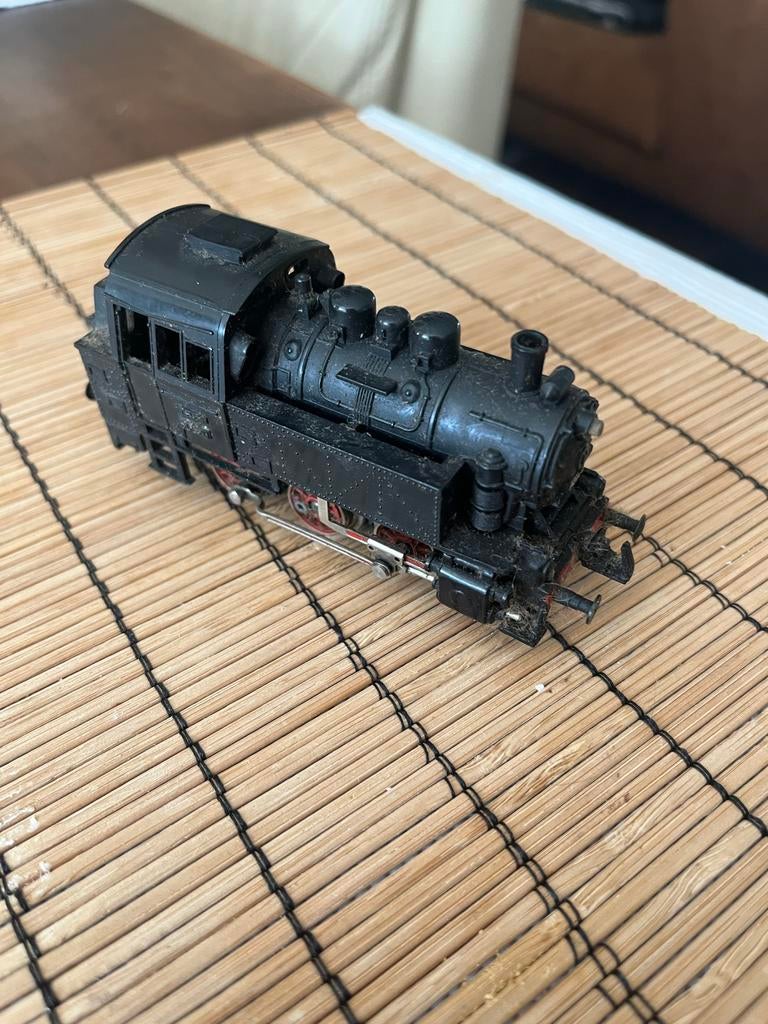 Trix locomotief HO spoor - Gebruikt, Gebruikt, Trix, Ophalen of Verzenden, Analoog