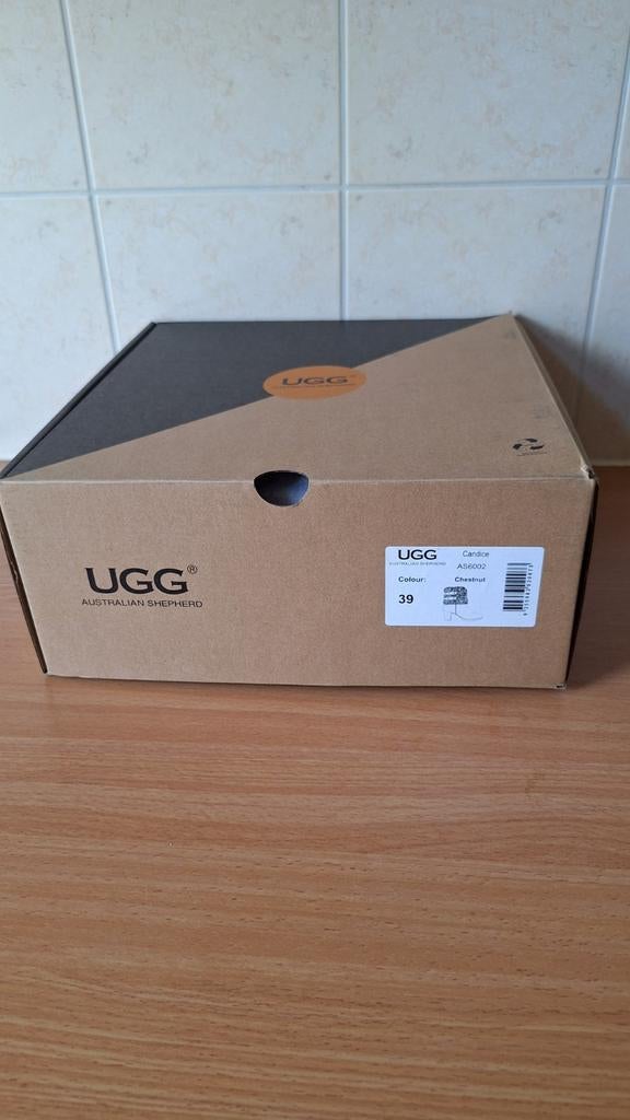 Ugg Candice dameslaarsjes - Maat 39 - Nieuw, UGG, Bruin, Lage of Enkellaarzen, Nieuw