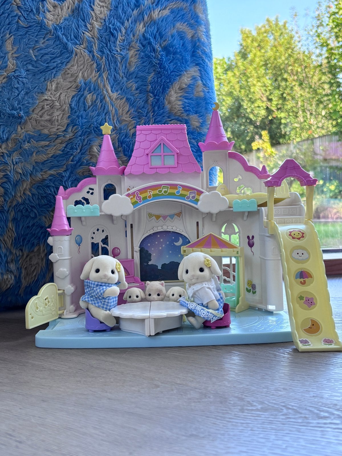 Sylvanian Families Kasteel &familie hangoorkonijn5743 & 5735, Ophalen of Verzenden, Zo goed als nieuw, Jongen of Meisje