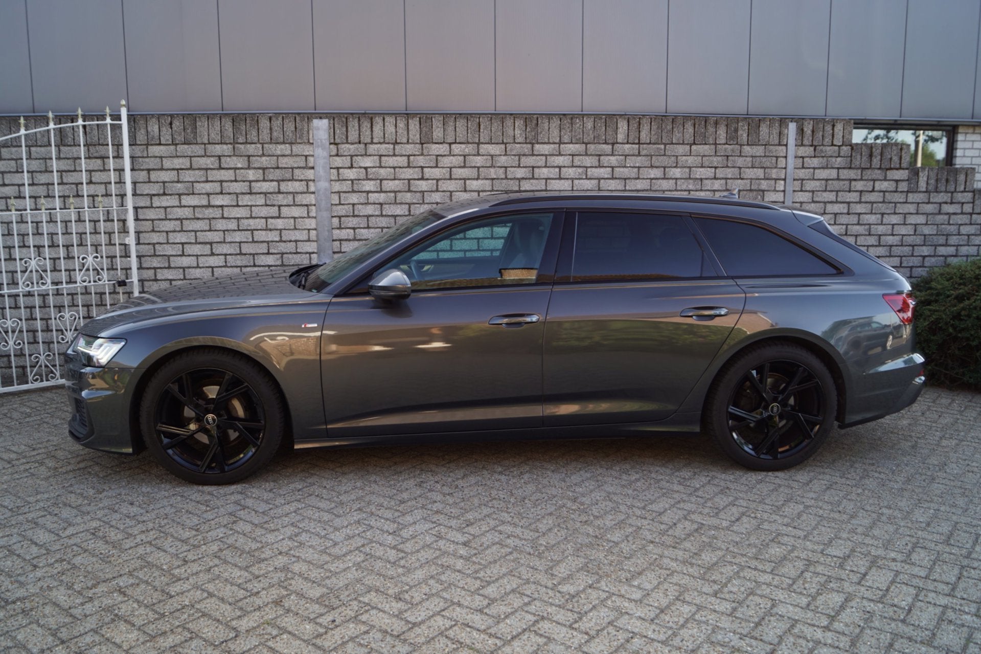 Audi A6 Avant 40 TFSI S Edition Autom Half Leder Sportst Sto, 15 km/l, Gebruikt, Leder en Stof, Origineel Nederlands
