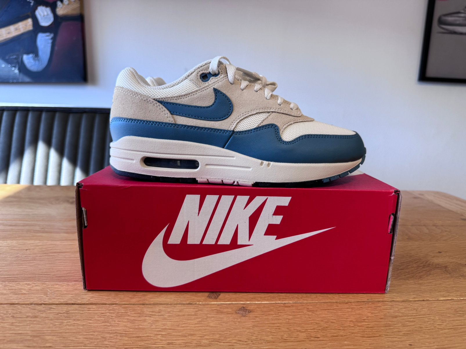 Nike Air Max 1 Essential Soft Pearl Smokey Blue 39, Kleding | Dames, Blauw, Nieuw, Ophalen of Verzenden, Sneakers of Gympen