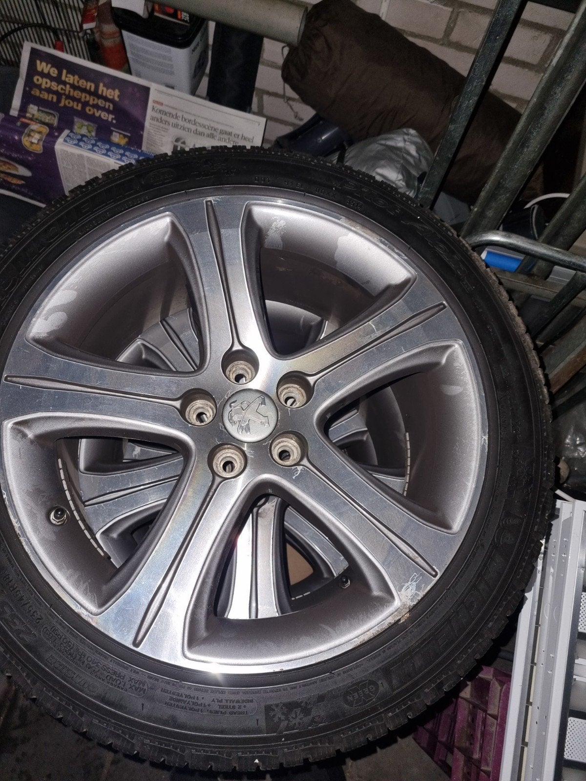 Winterbanden Peugeot 508 - 235/45R18, Auto-onderdelen, Banden en Velgen, 18 inch, Gebruikt, Banden en Velgen, 235 mm