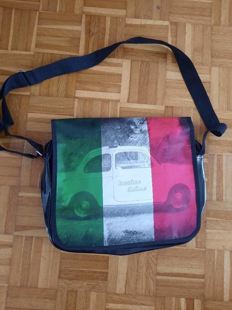 Fiat 500 schoudertas, Ophalen, Zo goed als nieuw, Zwart, Overige merken