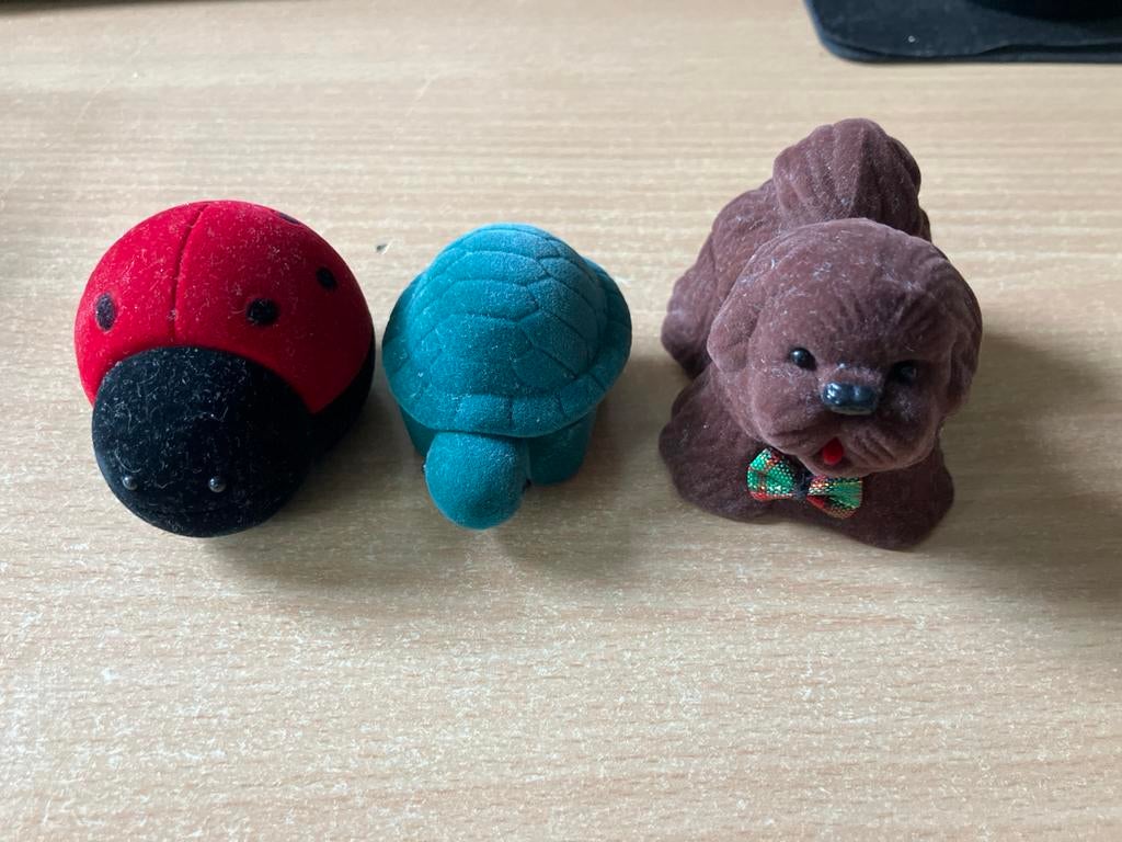 3 Kindersieraden: Dierenhangertjes in Doosje voor Meisje, Ophalen of Verzenden, Nieuw, Overige kleuren, Hanger