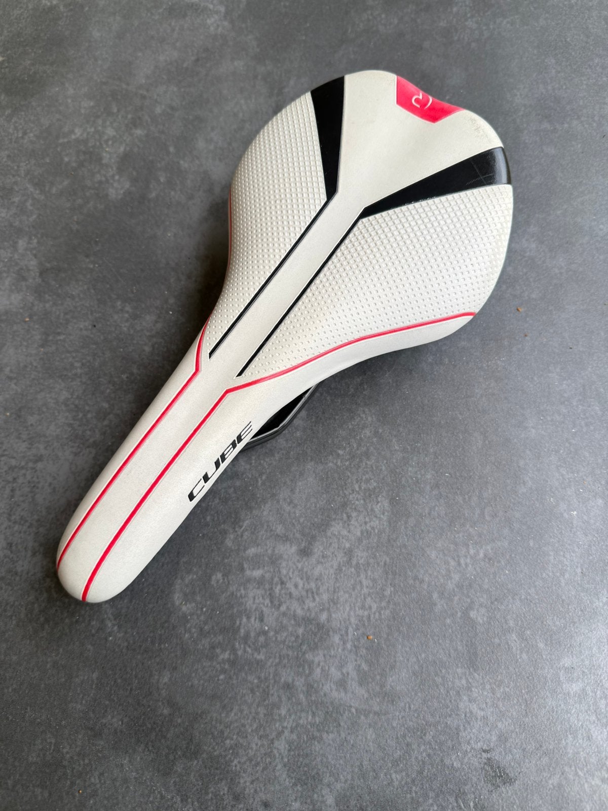 Zadel racefiets - merk Cube, Ophalen, Zo goed als nieuw, Racefiets, Zadel