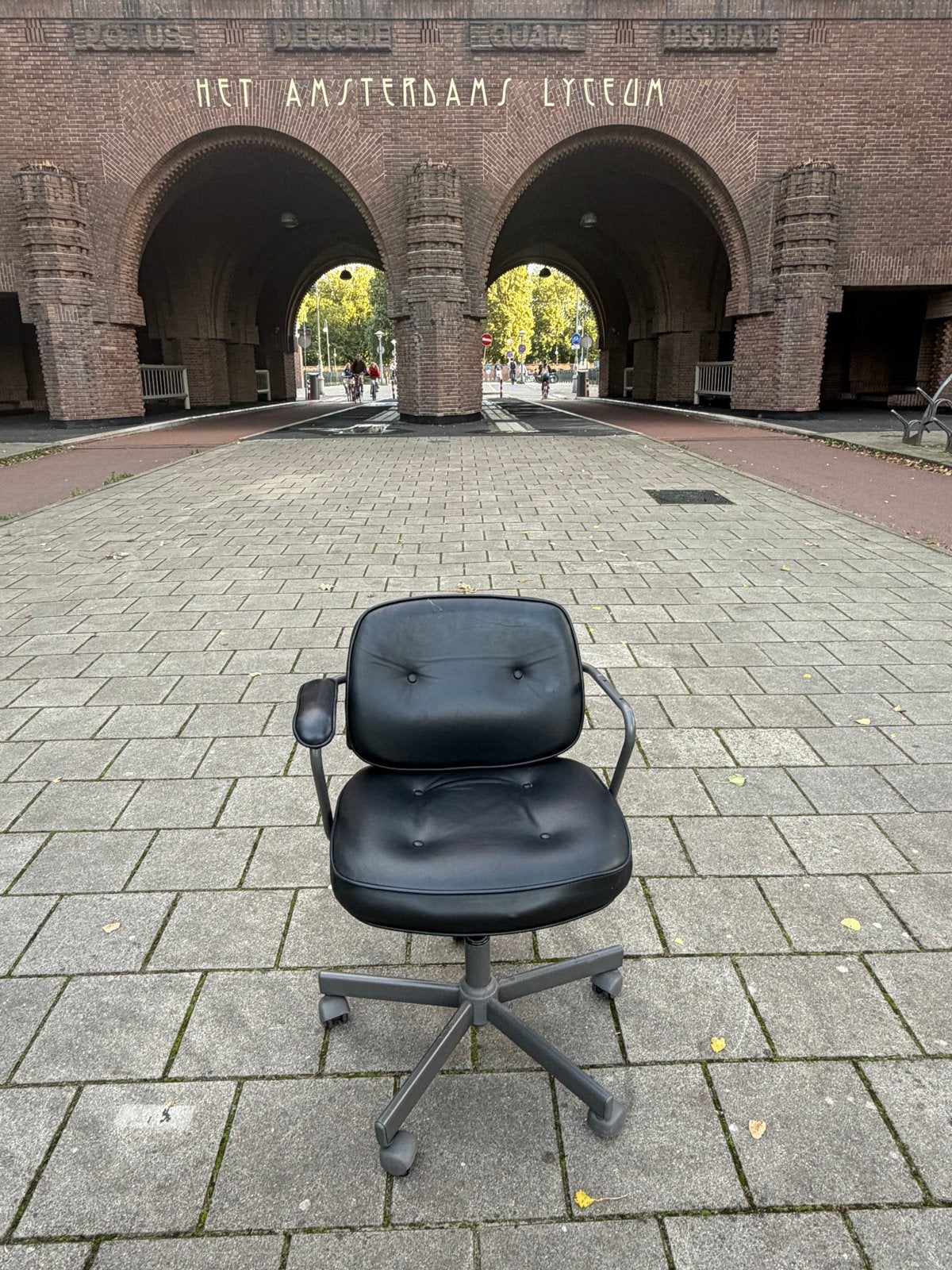 Zwarte leren Bureaustoel, Ophalen, Gebruikt, Zwart, Bureaustoel