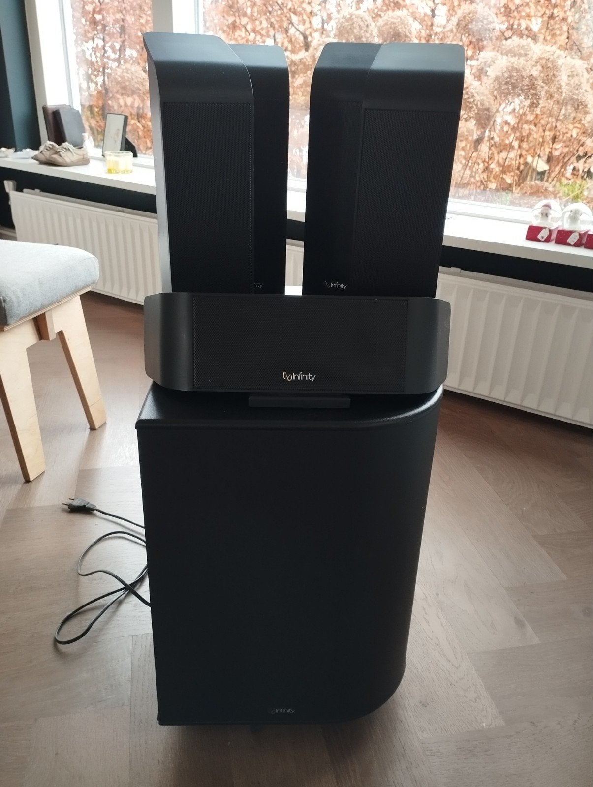 Goed lezen Infinity TSS-1200 Surroundset met Subwoofer, Gebruikt, Inclusief kabels, Surroundset, Ophalen